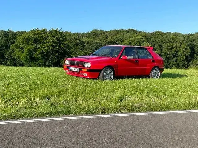 Gebraucht Lancia Delta 211 PS (155 kW) 1988 Rot Kleinwagen