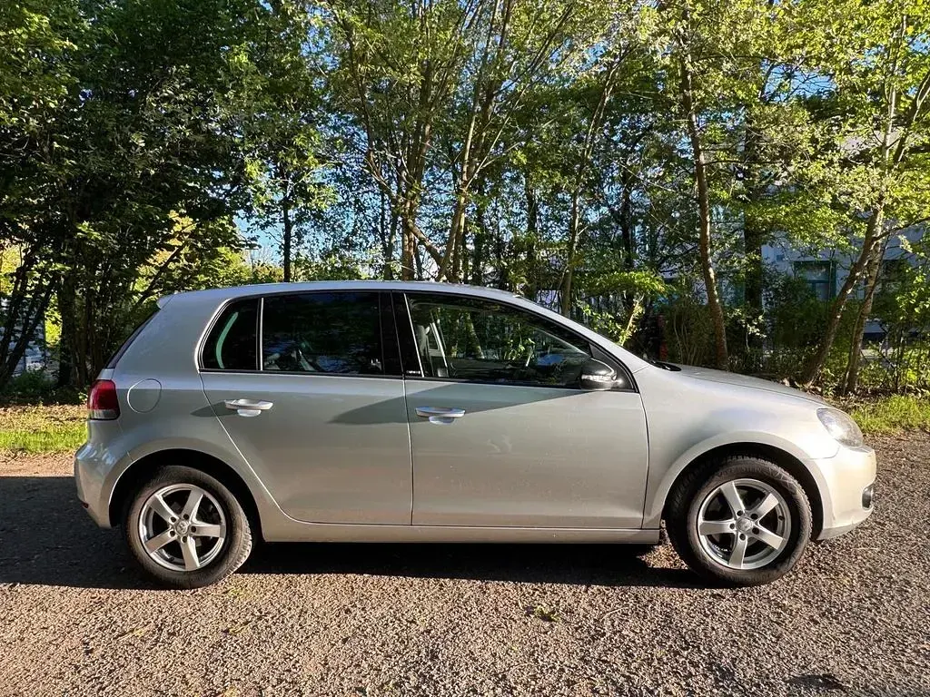 Brugt VW Golf VI Style 105 HK (77 kW) 2011 Sølv Hatchback