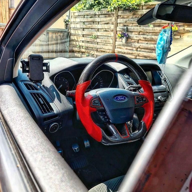 Gebraucht Ford Focus Sport 200 PS (147 kW) 2016 Schwarz Limousine