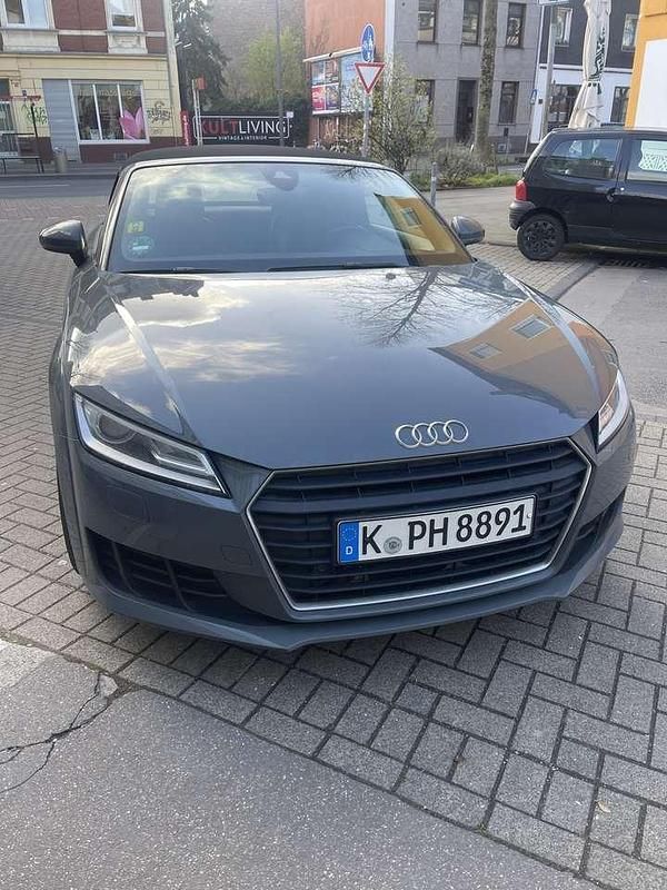 Gebraucht Audi TT 179 PS (131 kW) 2018 Grau Coupé