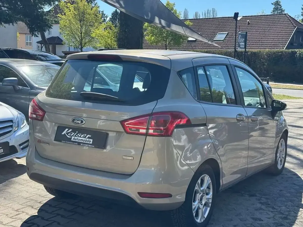 Usata Ford B-MAX SYNC Edition 101 CV (74 kW) 2014 Grigio Monovolume