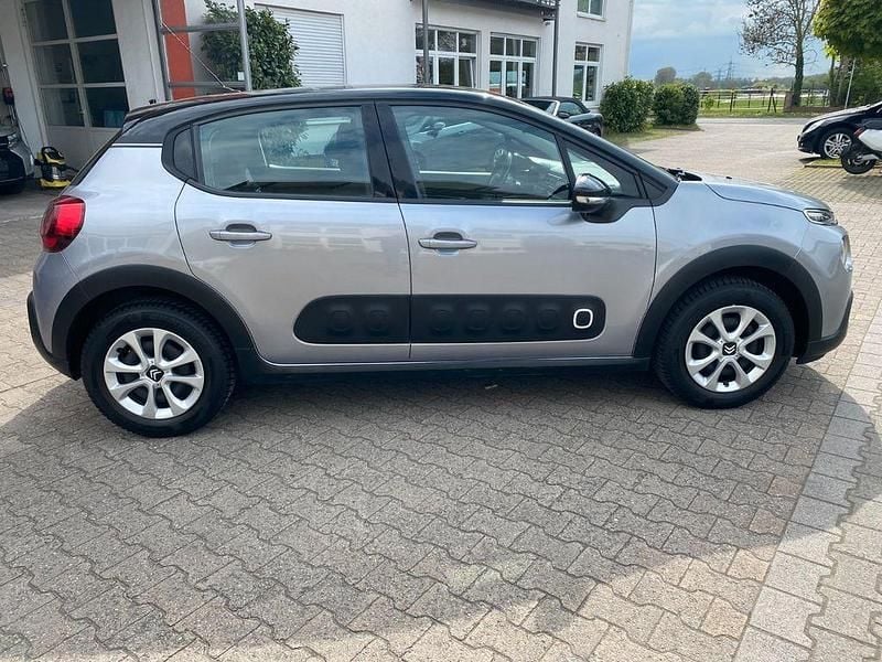 Gebraucht Citroën C3 Shine 82 PS (60 kW) 2018 Grau Kleinwagen