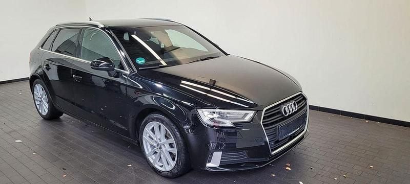 Gebraucht Audi A3 Sport 116 PS (85 kW) 2019 Schwarz Limousine