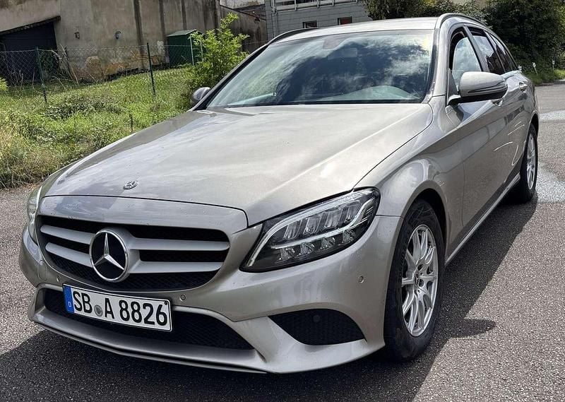 Gebraucht 2019 Mercedes C180 Kombi | 15.990 € (Etwas zu teuer) - Bild 1/4