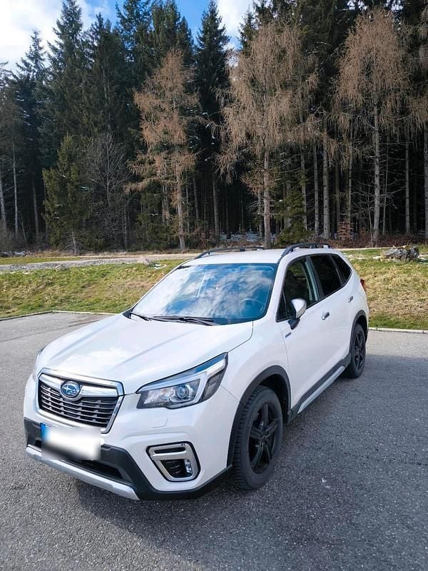 Gebraucht Subaru Forester 150 PS (110 kW) 2021 Weiß SUV