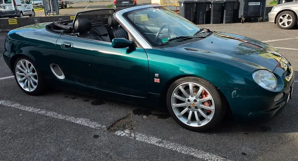 Second-hand MG TF 120 CP (88 kW) 2000 Verde Cabrio