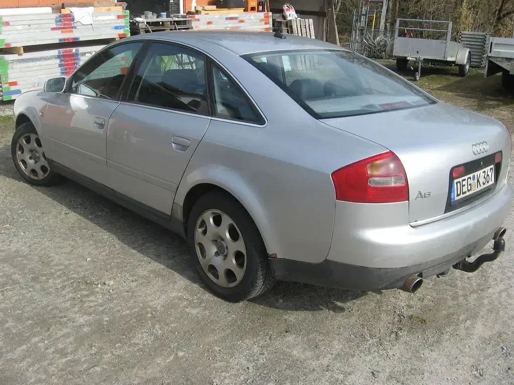 Second-hand Audi A6 170 CP (125 kW) 2001 Gri Berlinǎ
