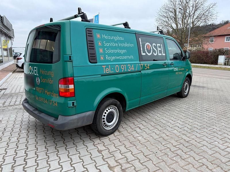 Usata VW Transporter 131 CV (96 kW) 2007 Verde Furgone