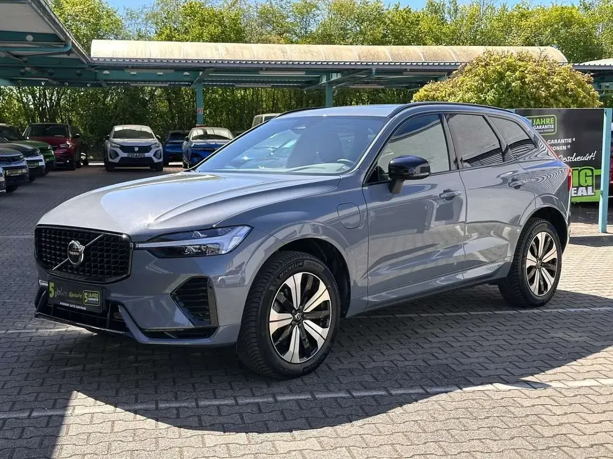 Gebraucht Volvo XC60 R-Design 398 PS (292 kW) 2023 Thunder grey metallic SUV