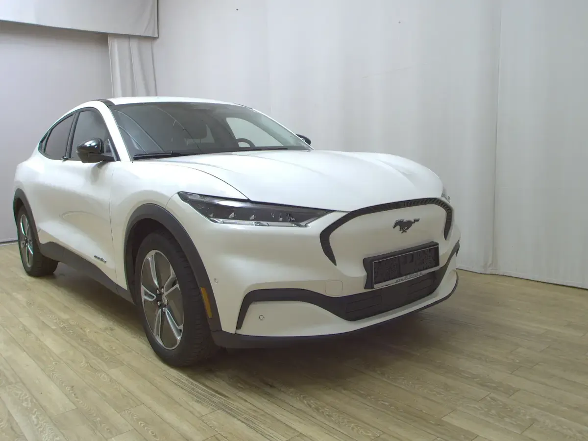 Używany Ford Mustang Mach-E 197 kW (269 KM) 2024 Biały SUV