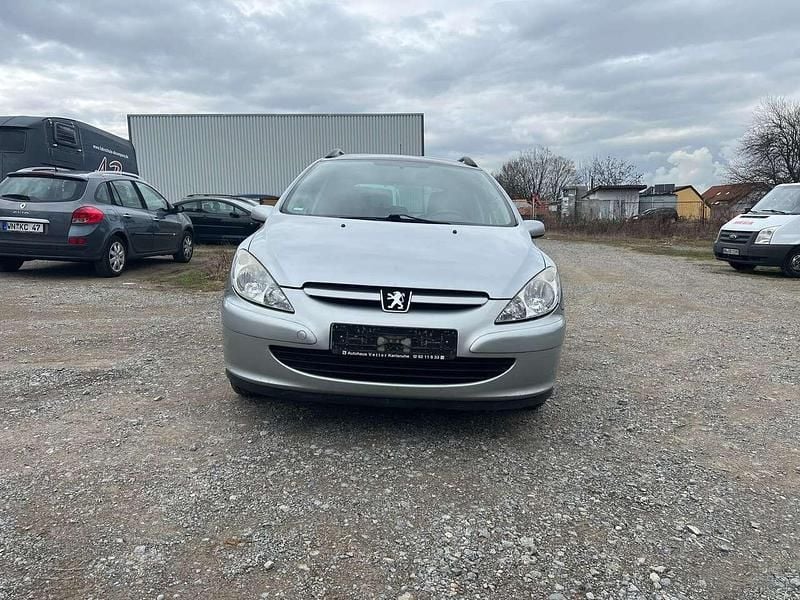Grau metallic Gebraucht 2003 Peugeot 307 Premium Kombi | 600 € (Guter Preis) - Bild 1/4