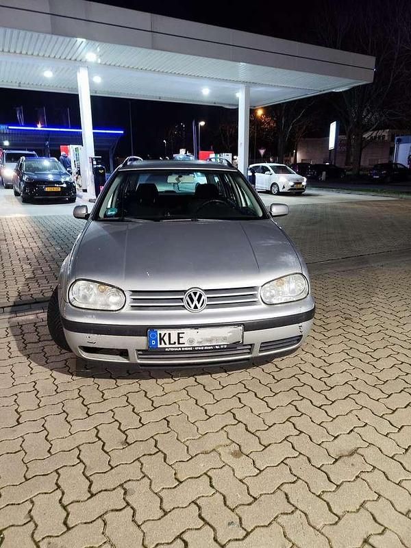 Gebraucht VW Golf IV 105 PS (77 kW) 2001 Limousine