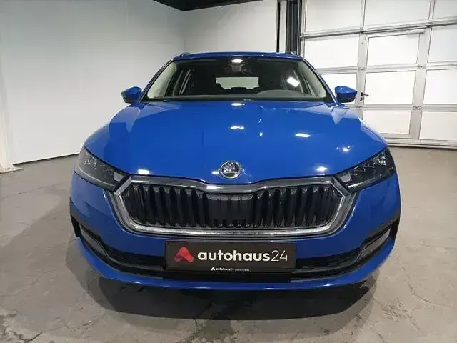 Gebraucht Skoda Octavia Ambition 110 PS (80 kW) 2022 Blau Kombi