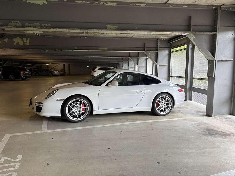 Weiß Gebraucht 2009 Porsche 911 Carrera S Sport Coupé | 65.400 € (Superpreis) - Bild 1/4
