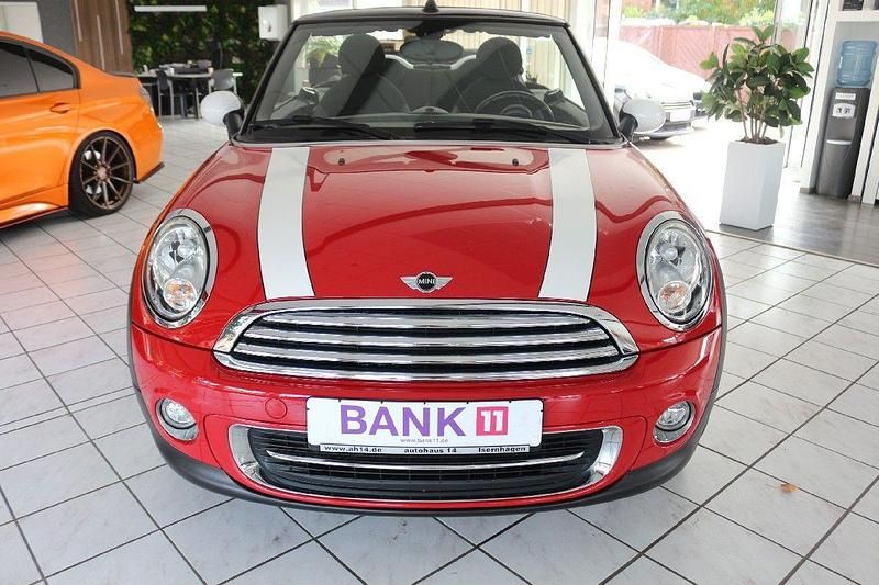Gebraucht Mini Cooper Cabriolet Chili 122 PS (89 kW) 2015 Rot Cabrio