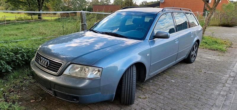 Grau Gebraucht 1999 Audi A6 Kombi | 1.219 € (Guter Preis) - Bild 1/4