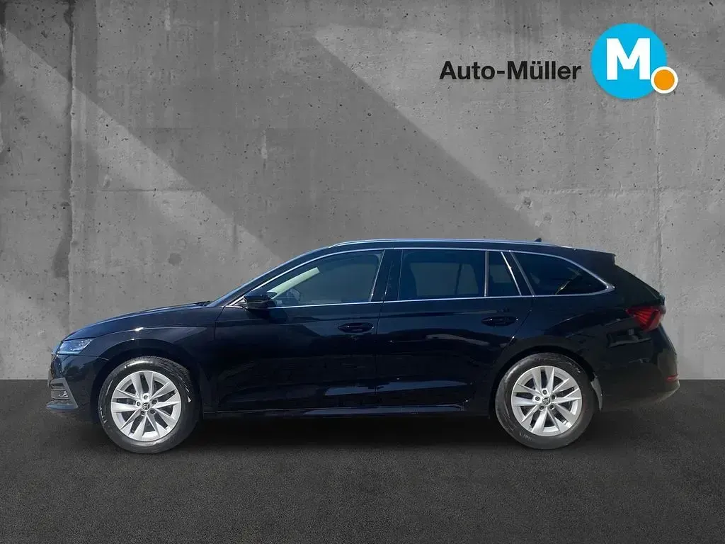 Gebraucht Skoda Octavia Style 150 PS (110 kW) 2023 Schwarzmagic perleffekt (metallic) Kombi