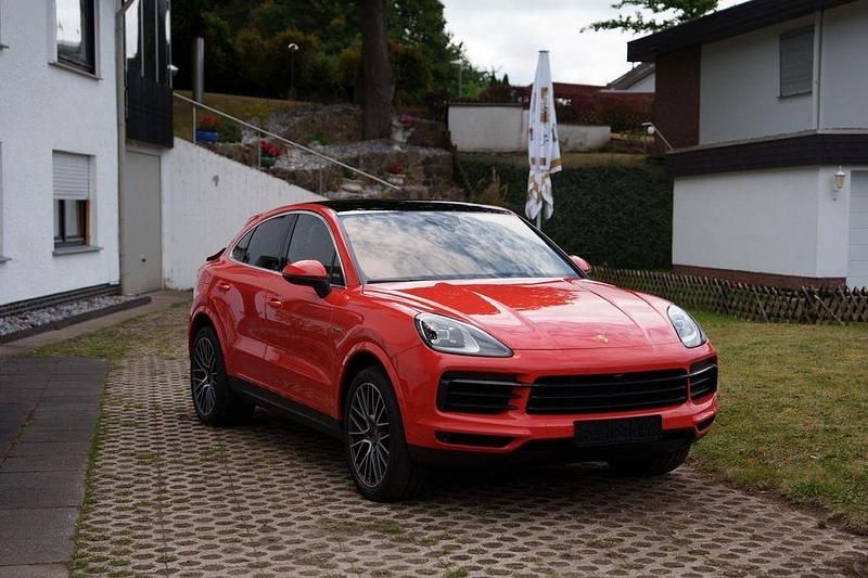 Orange Gebraucht 2020 Porsche Cayenne SUV | 59.900 € (Guter Preis) - Bild 1/4