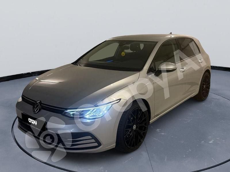 Silber Gebraucht 2022 VW Golf VIII Life Limousine | 20.499 € (Guter Preis) - Bild 1/4