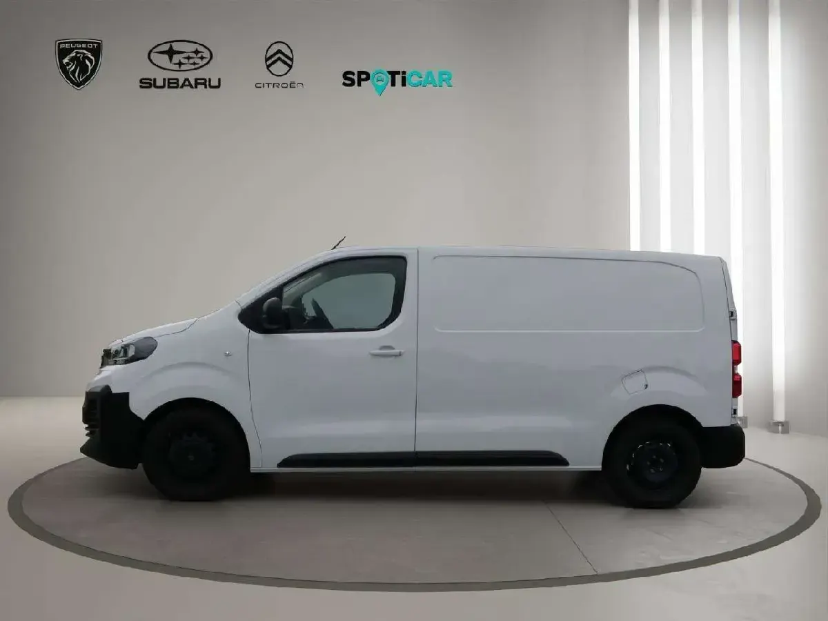 Gebraucht Peugeot Expert 179 PS (131 kW) 2025 Lackierung weiss icy/typ ausse Van