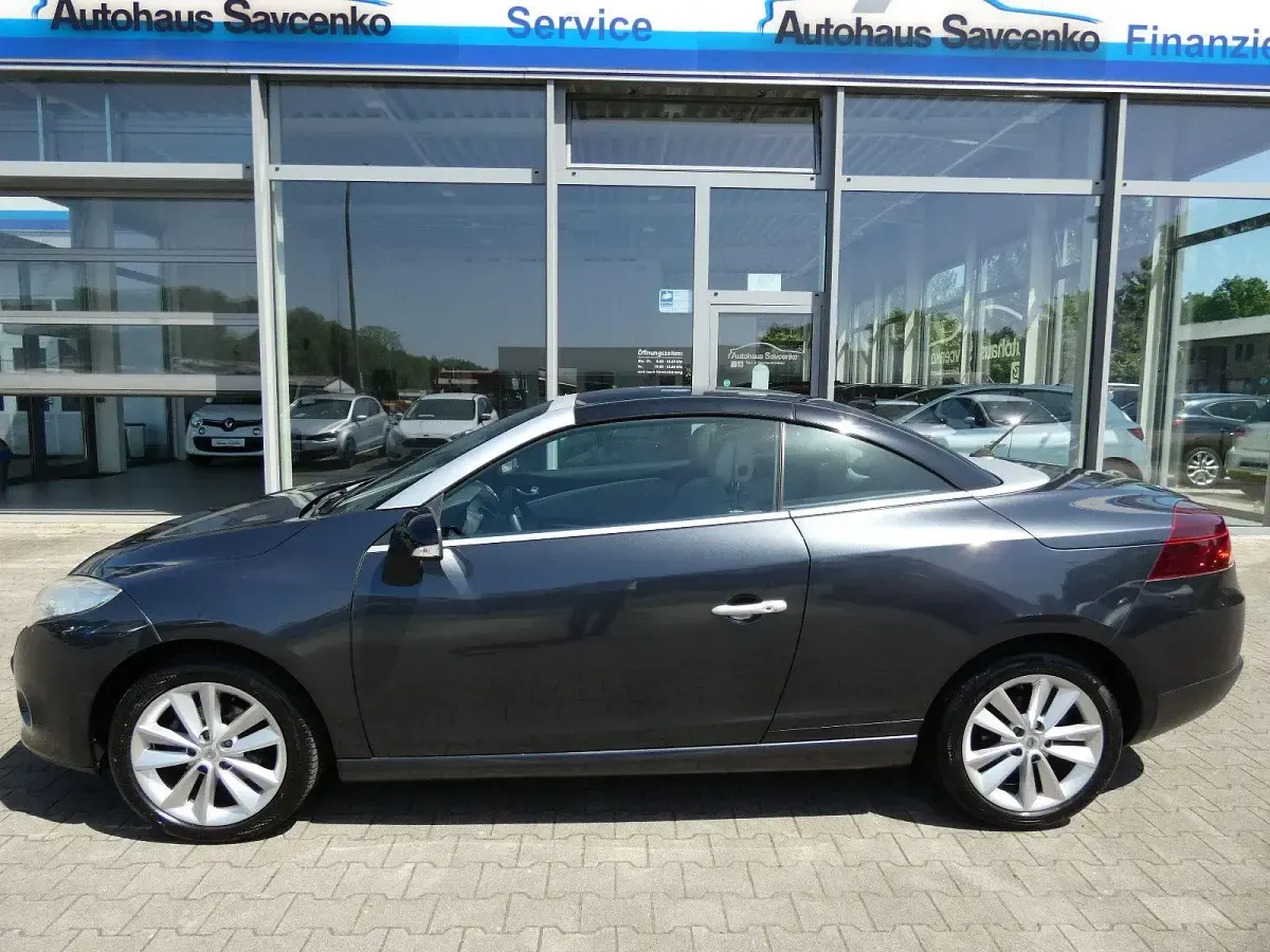 Gebraucht Renault Mégane Cabriolet Luxe 131 PS (96 kW) 2010 Grau Cabrio