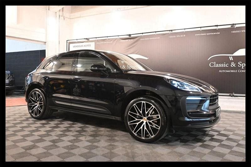 Gebraucht Porsche Macan 265 PS (194 kW) 2023 Schwarz SUV