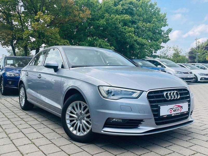 Gebraucht Audi A3 Ambiente 110 PS (80 kW) 2016 Silber Limousine
