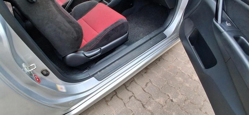 Gebraucht Honda Civic 110 PS (80 kW) 2004 Grau Coupé