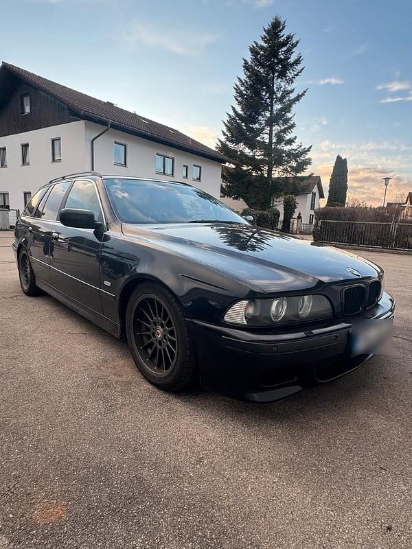 Gebraucht BMW 530 193 PS (141 kW) 2001 Kombi