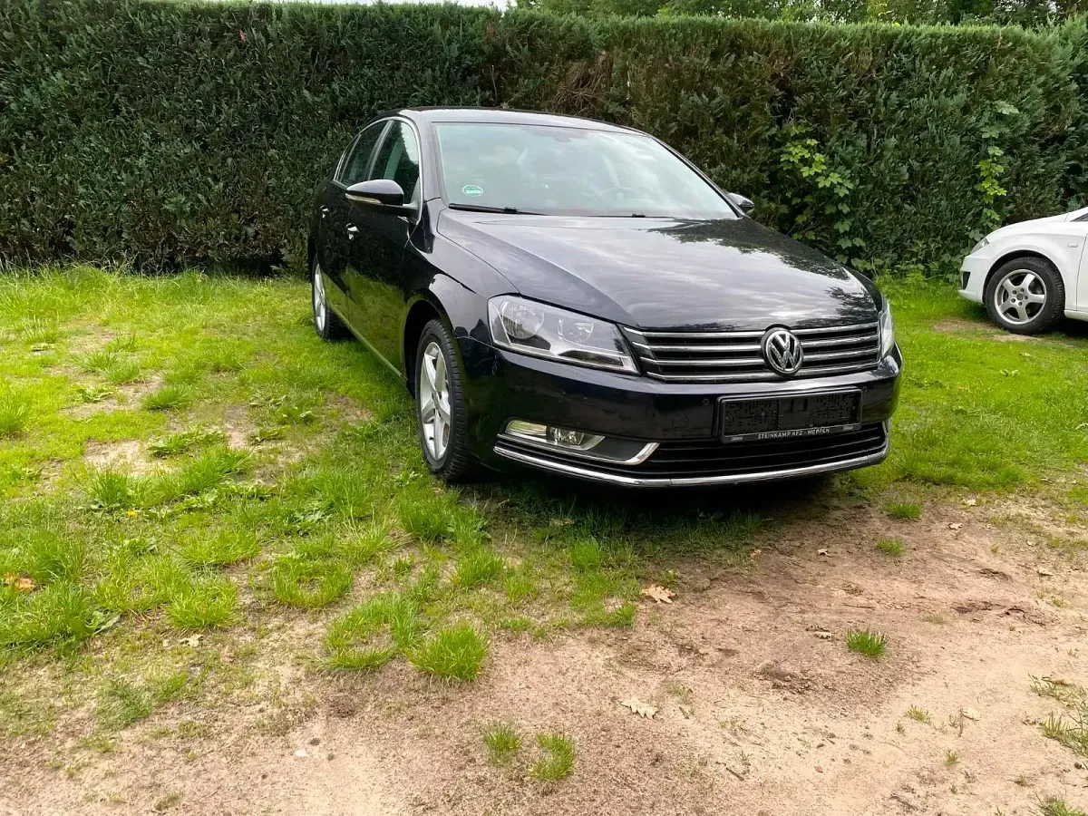 Gebraucht VW Passat 2012 Schwarz Limousine