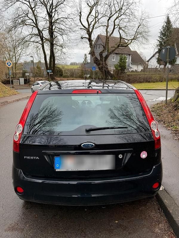 Gebraucht Ford Fiesta 96 PS (70 kW) 2008 Braun Kleinwagen