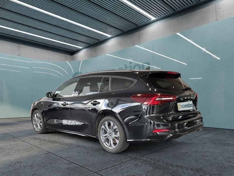 Gebraucht Ford Focus ST-Line 116 PS (85 kW) 2023 Schwarz Kombi