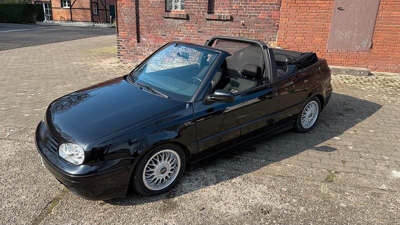 Gebraucht VW Golf Cabriolet 115 PS (84 kW) 1999 Schwarz Cabrio