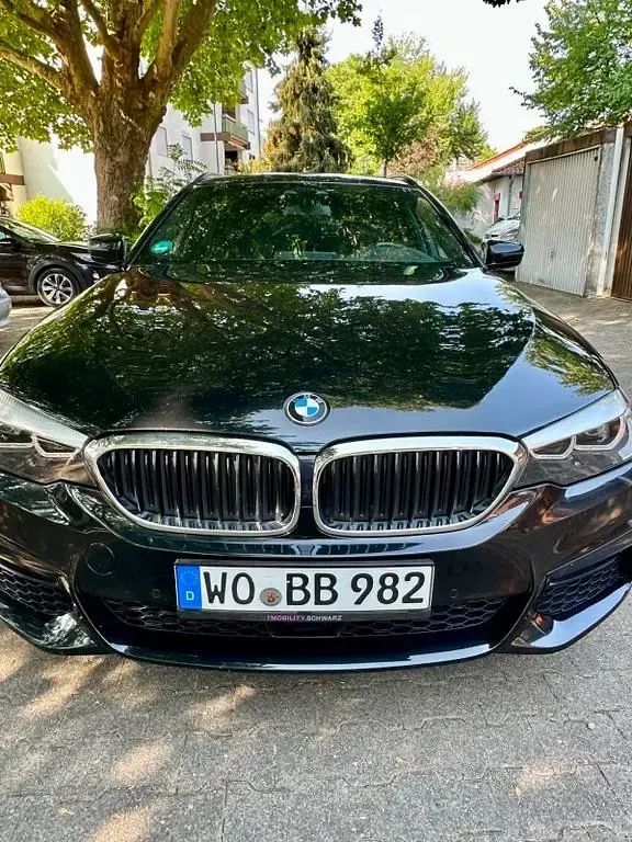 Gebraucht BMW 530 Sport Line 265 PS (194 kW) 2020 Schwarz Kombi