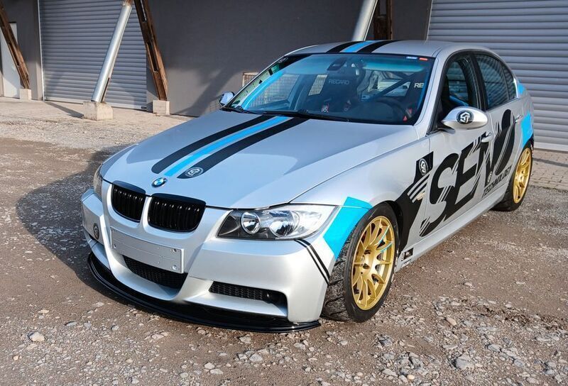 Silber Gebraucht 2006 BMW 330 M Sport Limousine | 18.999 € - Bild 1/4