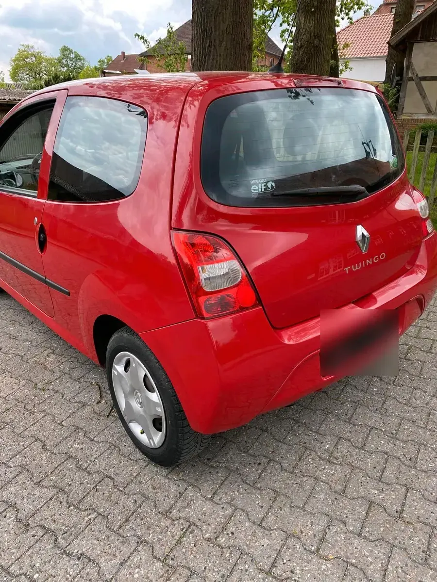 Gebraucht Renault Twingo 75 PS (55 kW) 2011 Rot Kleinwagen
