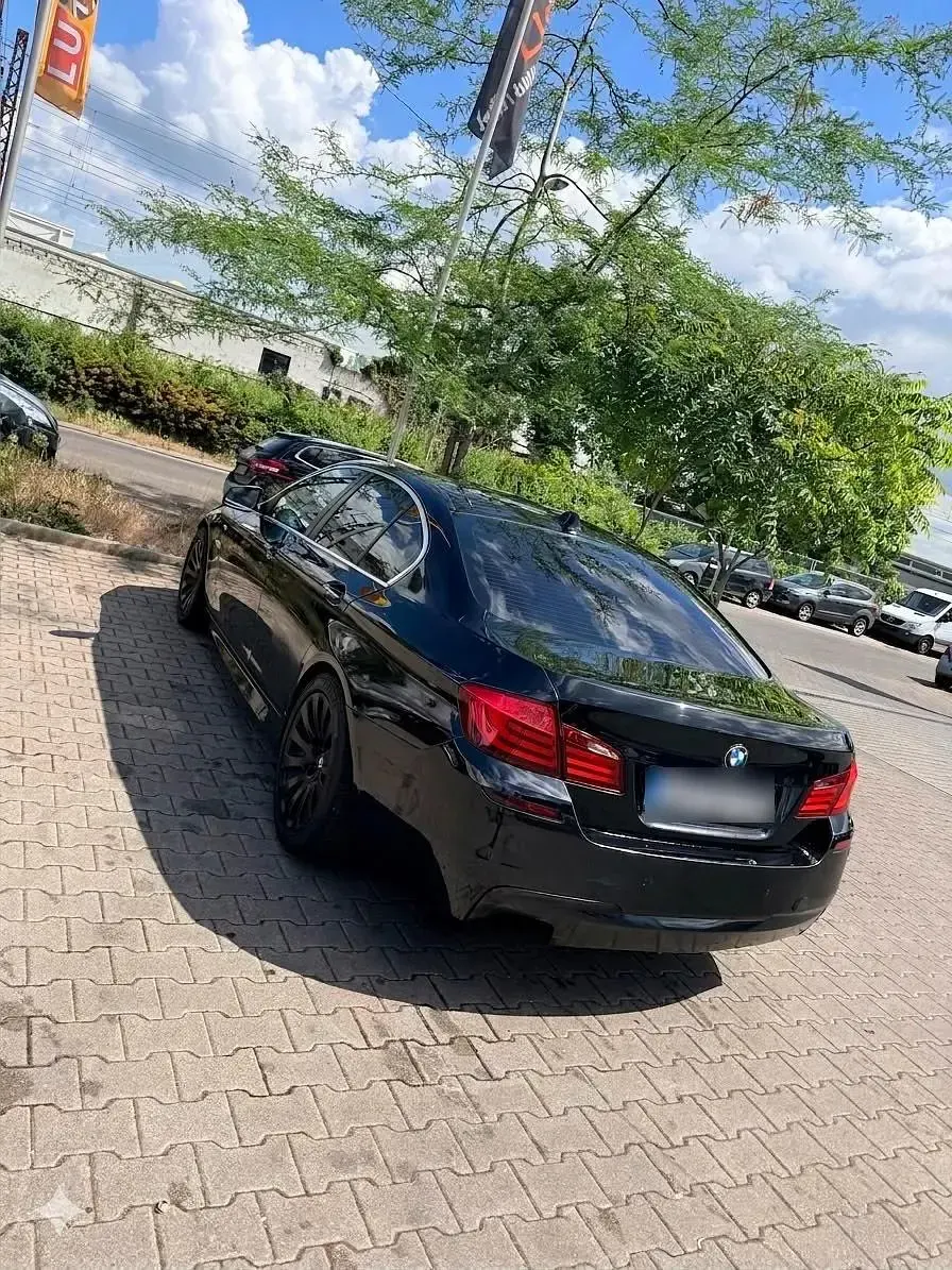 Gebraucht BMW 528 M Sport 258 PS (189 kW) 2011 Schwarz Limousine