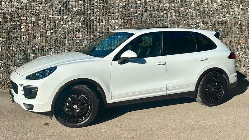 Gebraucht Porsche Cayenne S 385 PS (283 kW) 2014 Weiß SUV