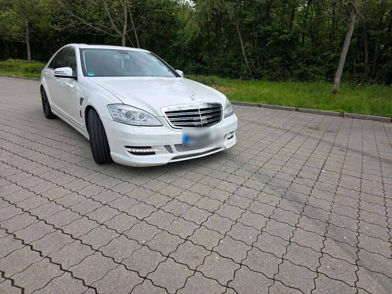 Weiß Gebraucht 2007 Mercedes S350 Limousine | 11.000 € - Bild 1/4