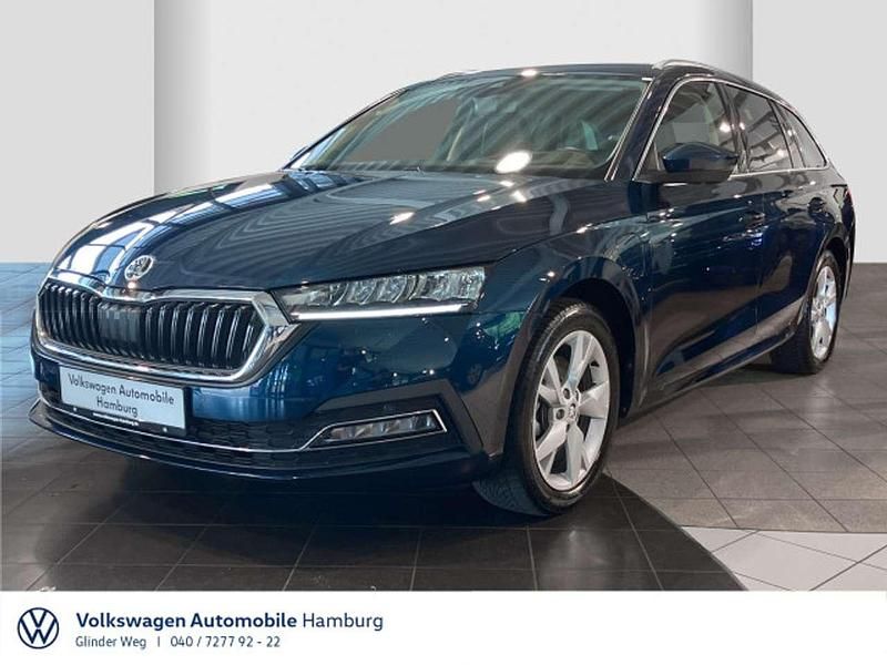 Lavablau metallic Gebraucht 2021 Skoda Octavia Style Kombi | 25.550 € (Fairer Preis) - Bild 1/4