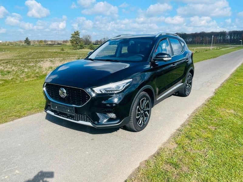 Gebraucht MG ZS Luxury 106 PS (77 kW) 2024 Schwarz SUV