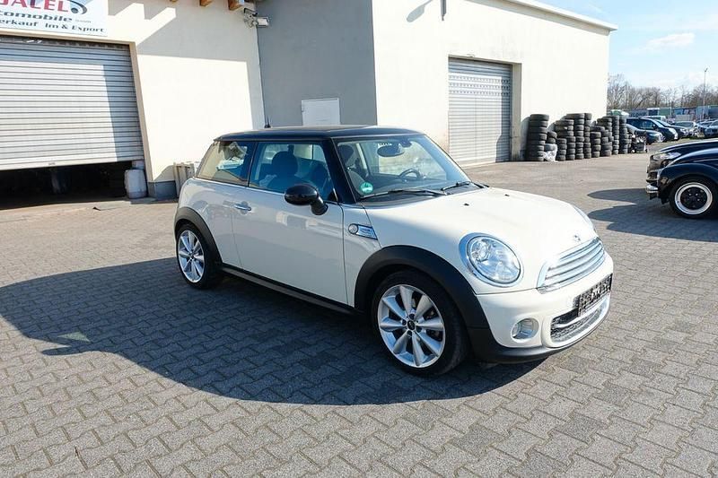 Gebraucht Mini Cooper D 111 PS (81 kW) 2013 Weiß Kleinwagen