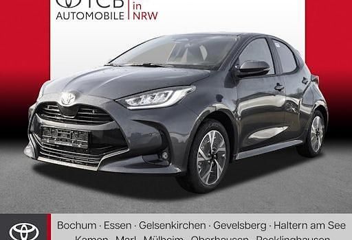 Gebraucht Toyota Yaris Hybrid 116 PS (85 kW) 2025 Grau Limousine