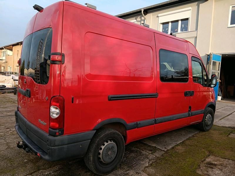 Gebraucht Renault Master 120 PS (88 kW) 2010 Rot Abholung