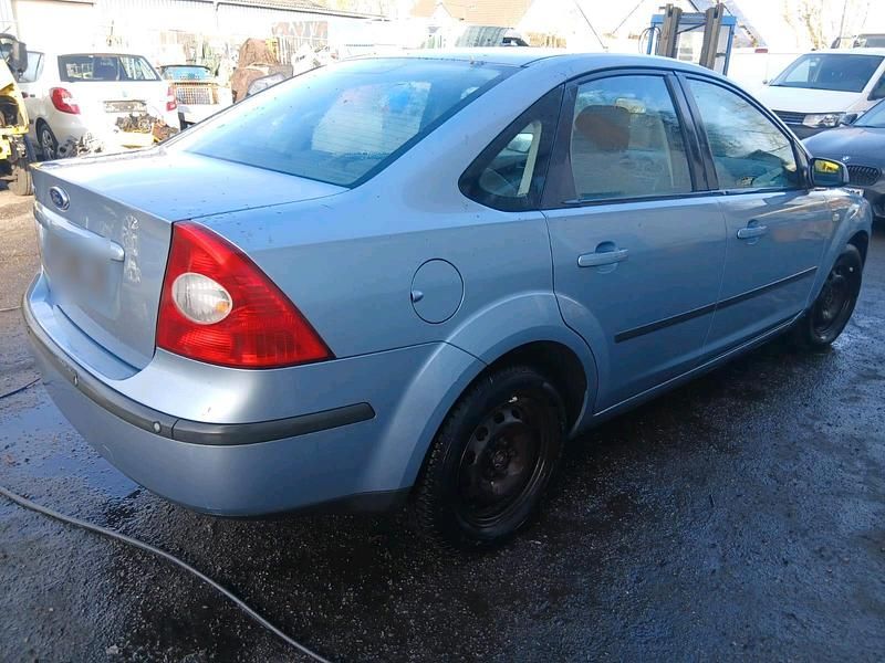 Second-hand Ford Focus 2007 Albastru Berlinǎ