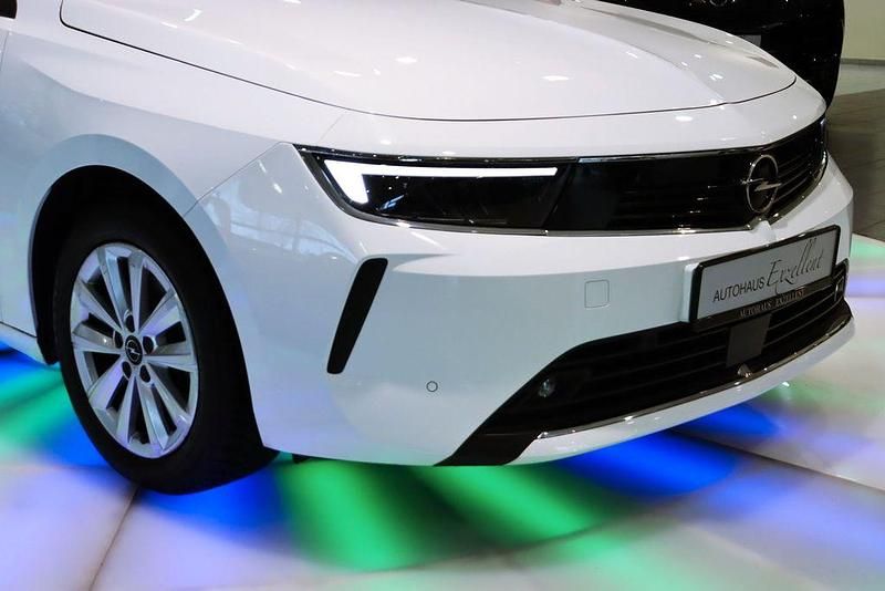 Gebraucht Opel Astra Elegance 131 PS (96 kW) 2023 Weiß Limousine