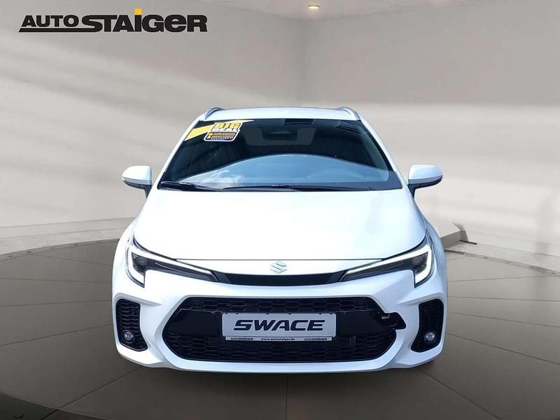 Neu Suzuki Swace 140 PS (102 kW) 2025 Super white Kombi
