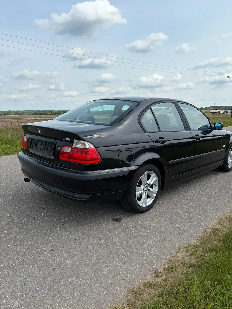 Gebraucht BMW 316 105 PS (77 kW) 2000 Schwarz Limousine