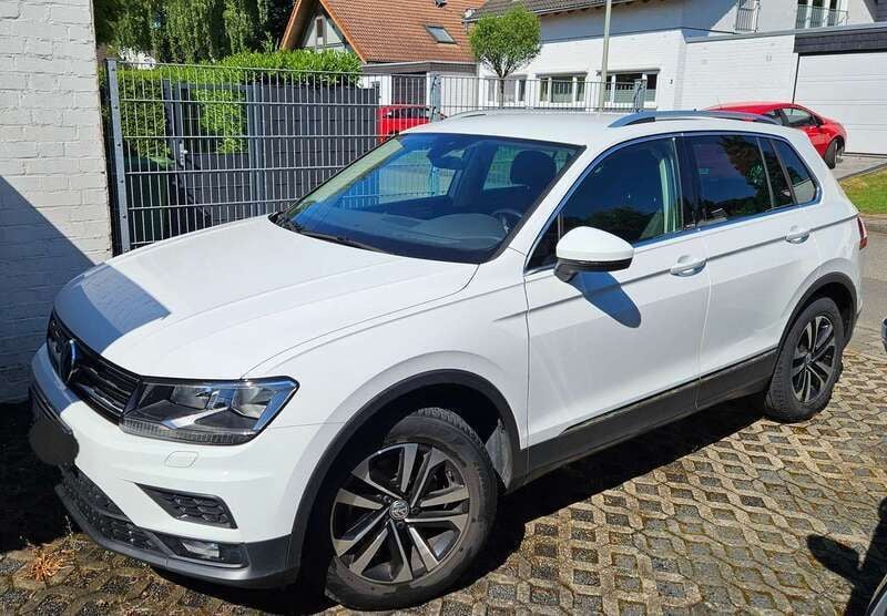 Weiß Gebraucht 2020 VW Tiguan SUV | 18.500 € (Superpreis) - Bild 1/4