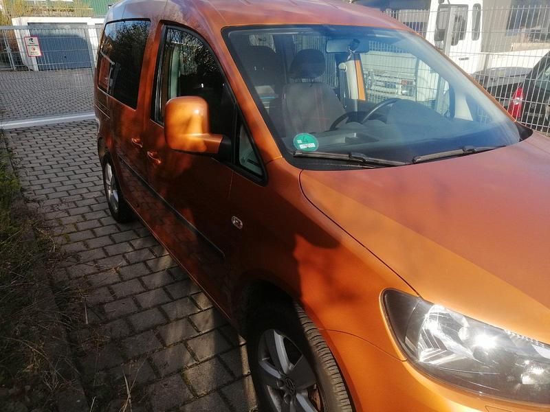Gebraucht VW Caddy 105 PS (77 kW) 2014 Orange Van / Kleinbus
